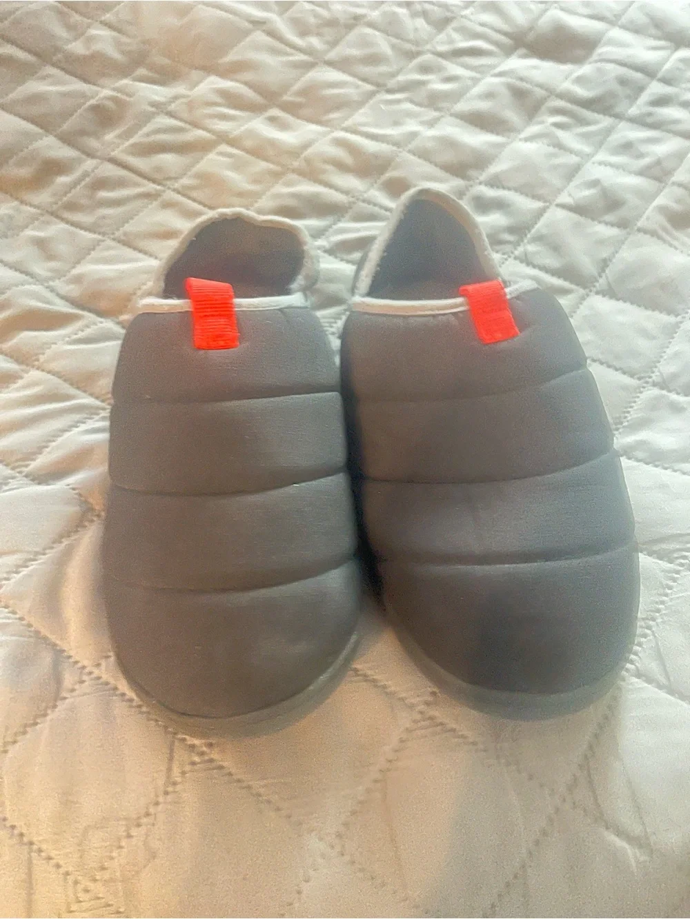 Kids Puffer Slip-On Shoes in Dark Gray with Red Accent